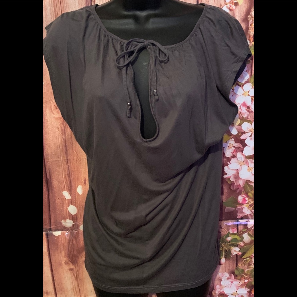 Women’s Gap blouse